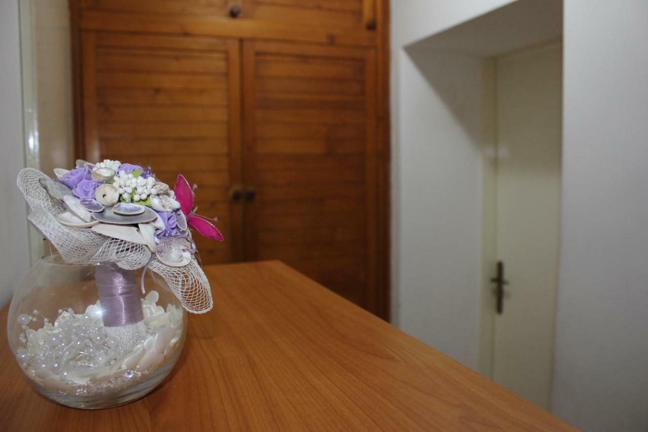 Apartman Tafra โอมิช ภายนอก รูปภาพ