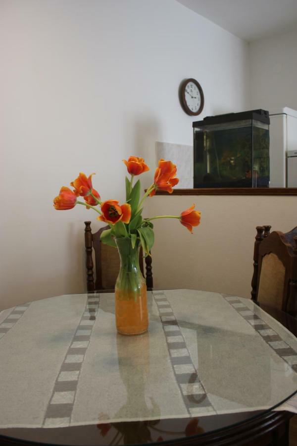 Apartman Tafra โอมิช ภายนอก รูปภาพ